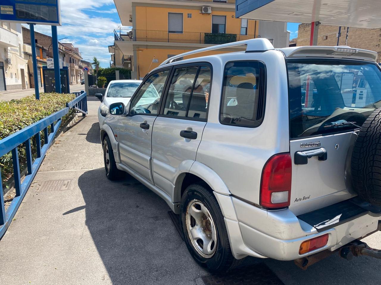 Suzuki Grand Vitara 2.0cc diesel(PRIVATO)-2004