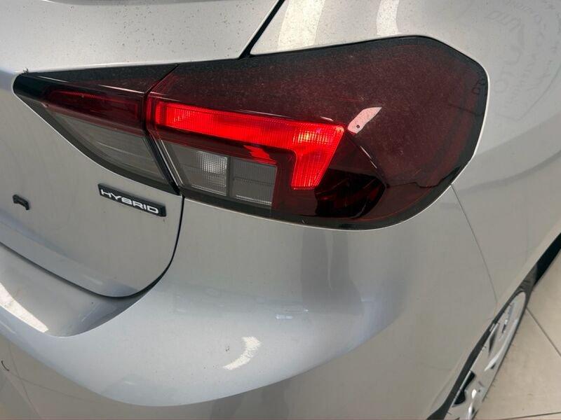 Opel Corsa Edition Hybrid 110CV DTC6