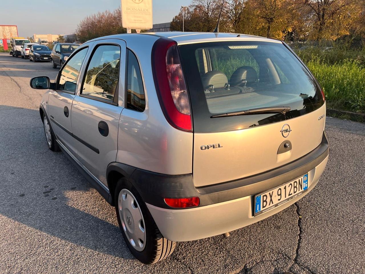 Opel Corsa 1.0i 12V cat 5 porte