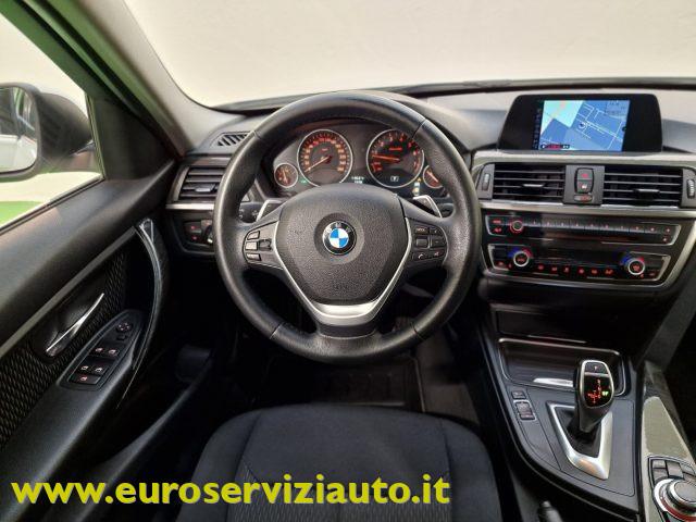 BMW 328 i Luxury