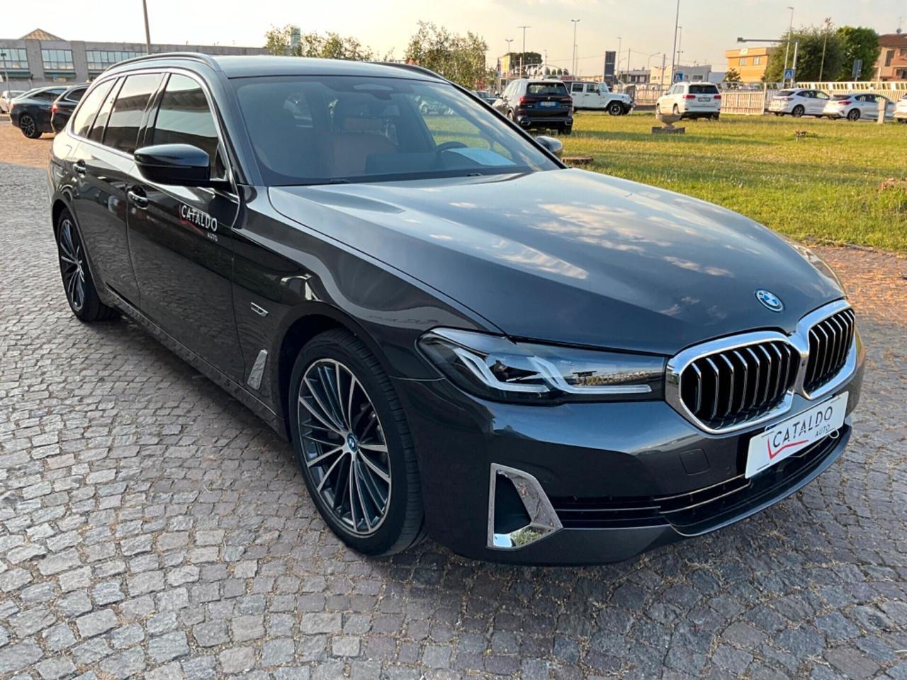 Bmw 530 530e xDrive Touring Luxury