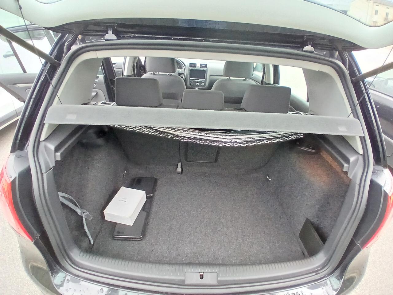 Volkswagen Golf 1.9 TDI 105CV 5P 2004