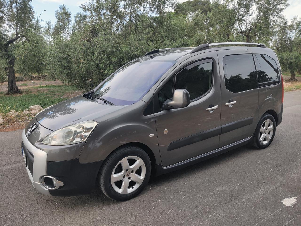 Peugeot Partner Tepee 1.6 HDi 112CV Outdoor
