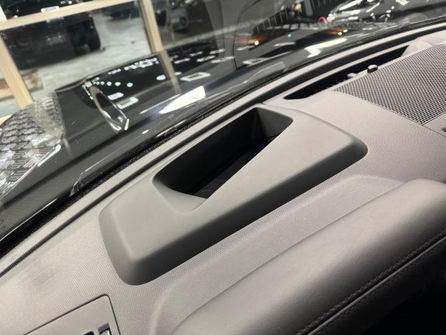 LAND ROVER Defender 130 3.0D I6 300 CV AWD AUTO X *UNIPROP*SERVICE UFF