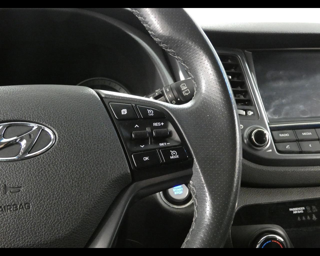 HYUNDAI Tucson 2ª serie - Tucson 1.7 CRDi Sound Edition