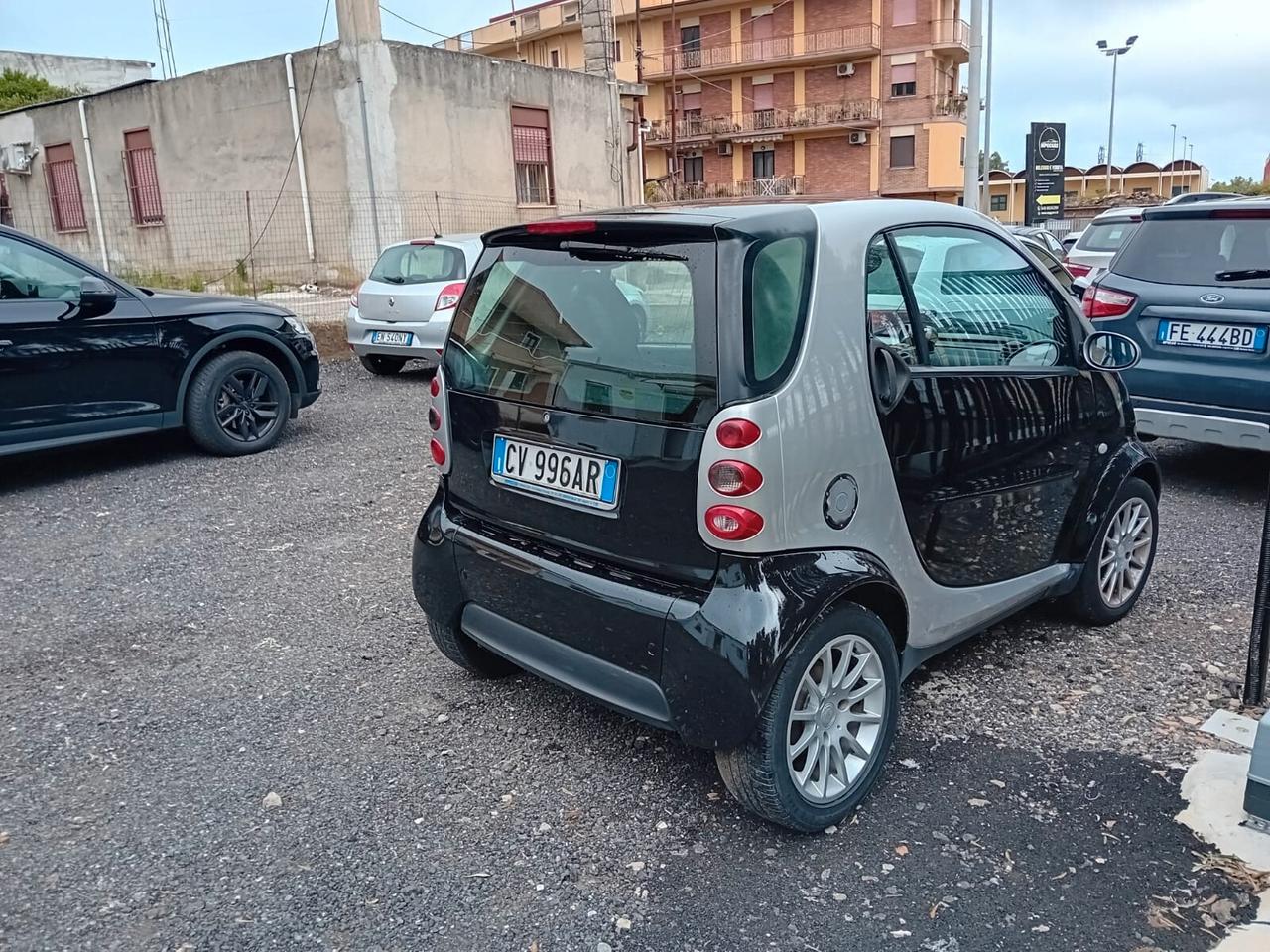 Smart ForTwo 700 coupé pure (45 kW)