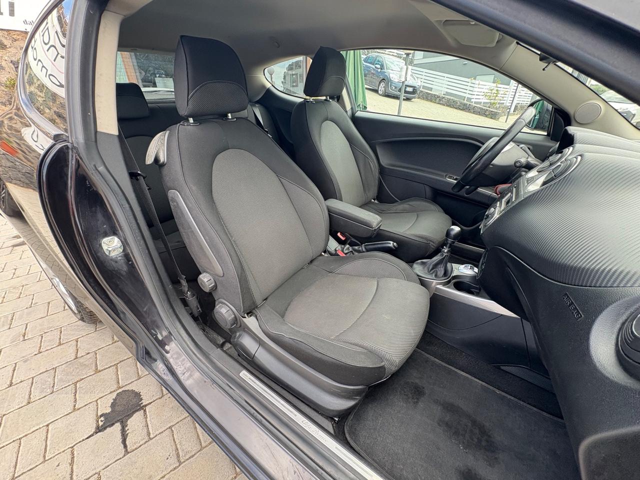 Alfa Romeo MiTo 1.4 78 CV Distinctive