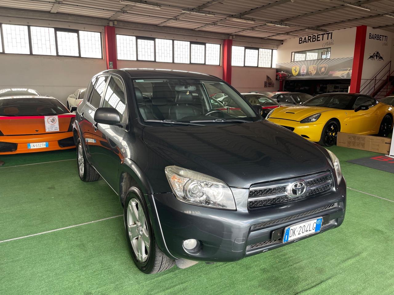 Toyota RAV4 2.2 D-4D 177 CV PERMUTE RATE