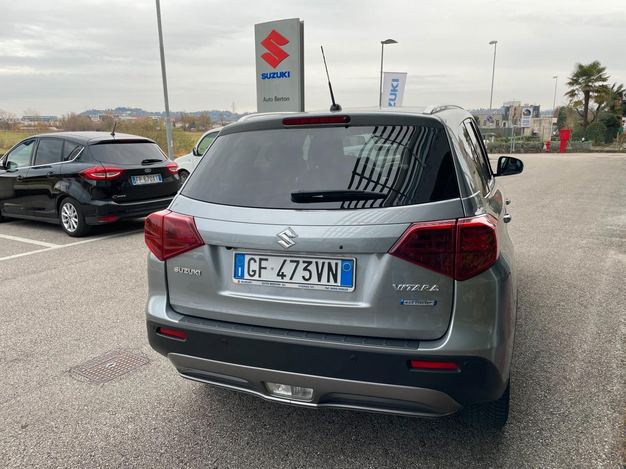 Suzuki Vitara 1.4 Hybrid Top