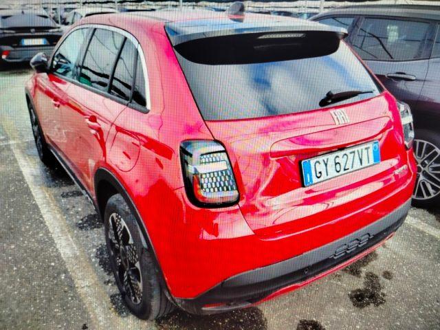 FIAT 600 Hybrid 136 CV DCT MHEV La Prima