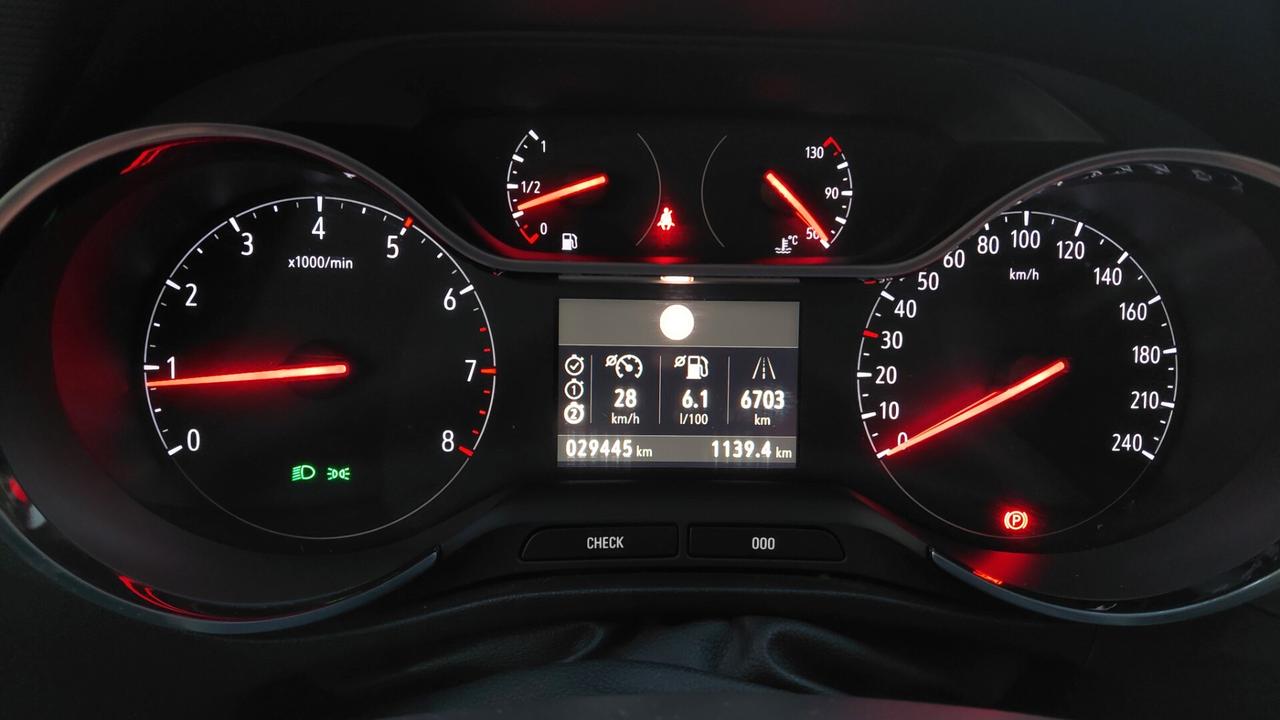 Opel Crossland 1.5 ECOTEC D 110 CV 29'000km Unicopr