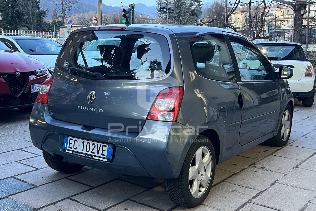 RENAULT Twingo 1.2 16V LEV Dynamique