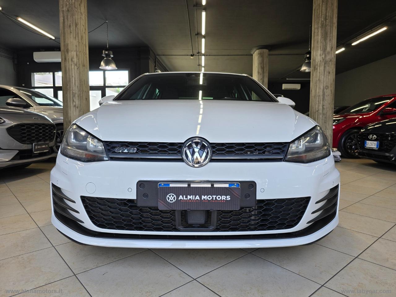 VOLKSWAGEN Golf GTD 2.0 TDI DSG 5p. BMT