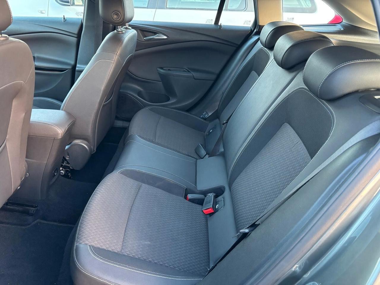 Opel Astra 1.6 CDTi Sports Tourer - 2018