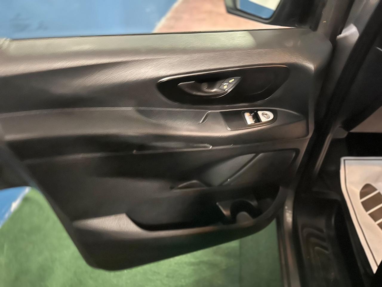 Mercedes Vito 2.2 CDi Select Long/9posti/autovettura