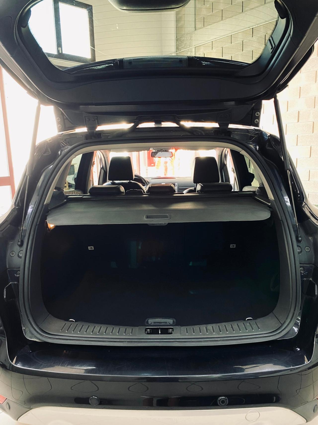 Ford Kuga 2.0 TDCi 163 CV 4WD - CAMBIO NUOVO - FULL OPTIONAL