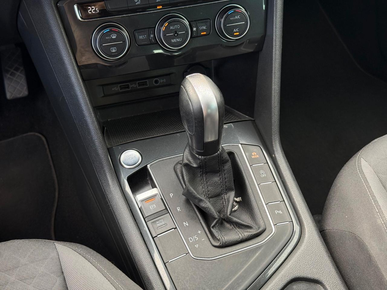 Volkswagen Tiguan 2.0 TDI 150 CV SCR DSG R-Line