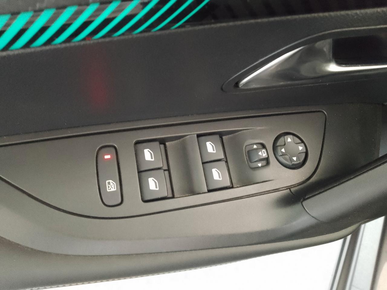 Peugeot 2008 PureTech 100 S&S Allure