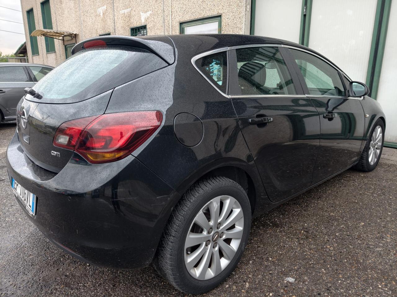 Opel Astra DIESEL COSMO 5 PORTE UNI PROPRIETARIO 2013