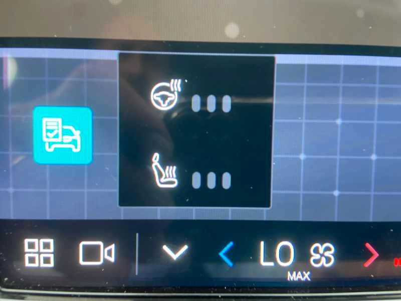 VOLVO XC60 2.0 t6 ReCha. Phev 6,4kW Plus Dark AwD AuTo