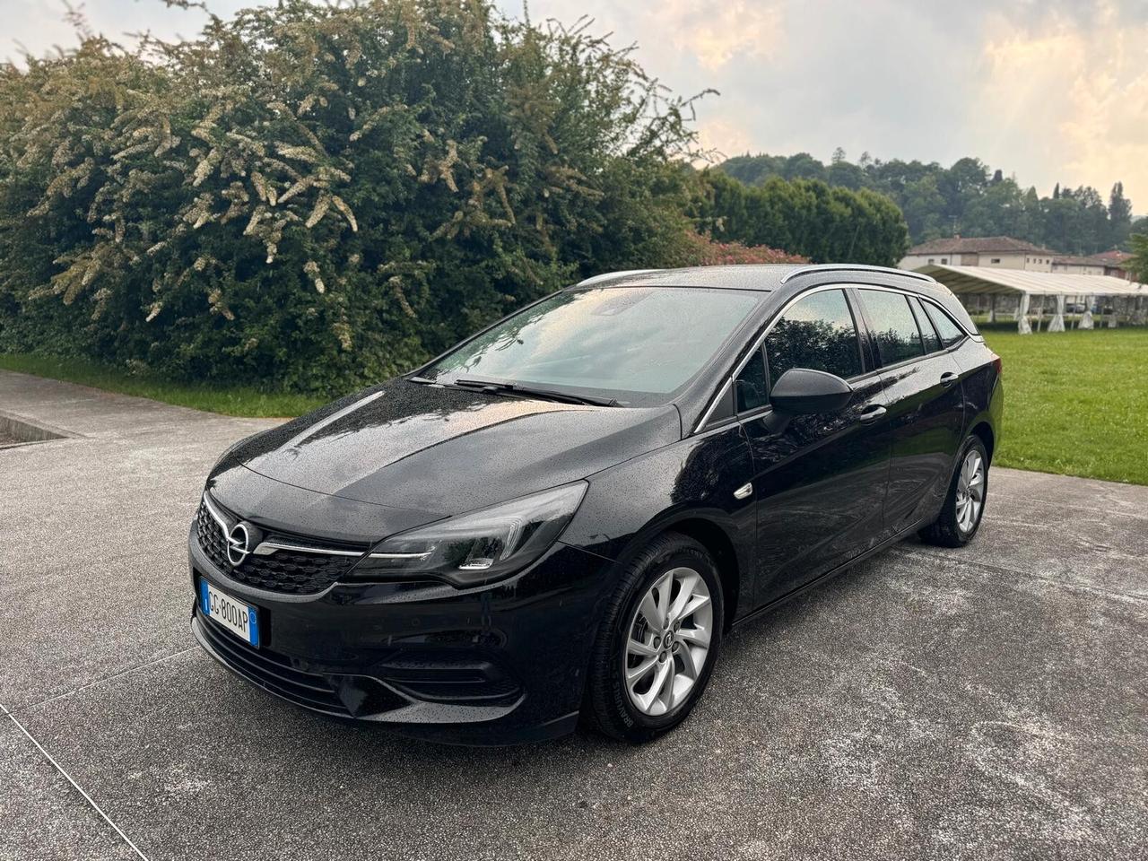 Opel Astra 1.5 CDTI 122 CV S&S AT9 Sports Tourer Ultimate neopatentati