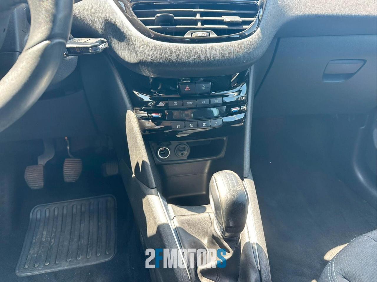 Peugeot 208 1.6 e-HDi 92 CV Stop&Start 5 porte Allure