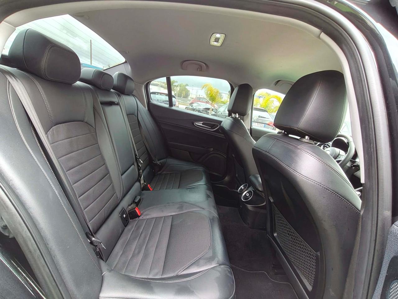 Alfa Romeo Giulia 2.2 Turbodiesel 150 CV AT8 Super - 2017