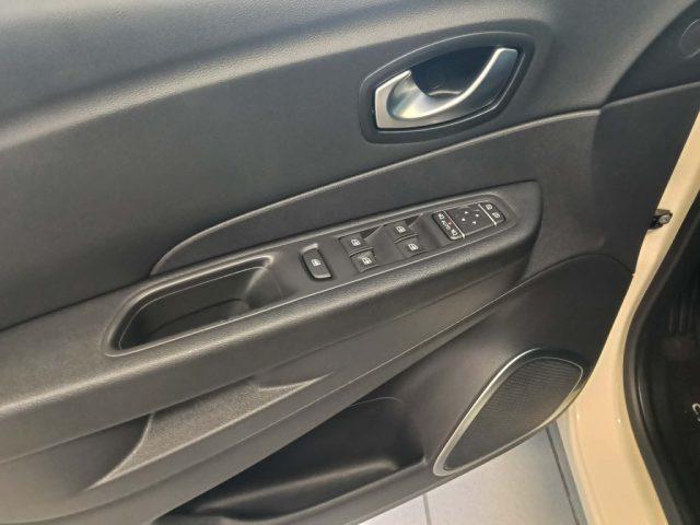 RENAULT Captur dCi 8V 90 CV EDC Sport Edition2