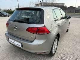 Volkswagen Golf 5p 1.6 tdi Highline BlueMotion dsg