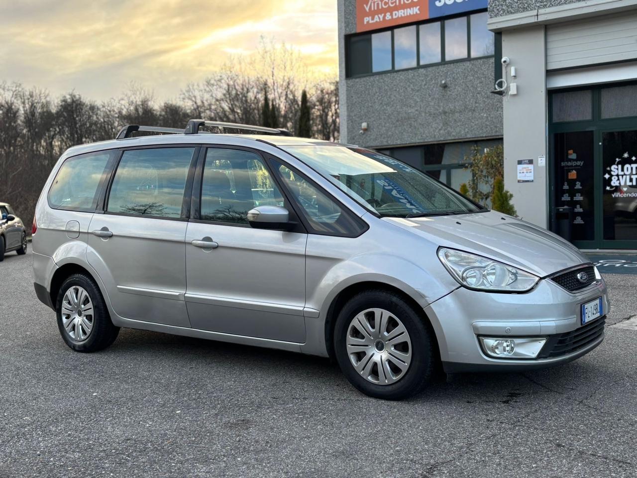 Ford Galaxy 2.0 TDCi 140 CV •7POSTI