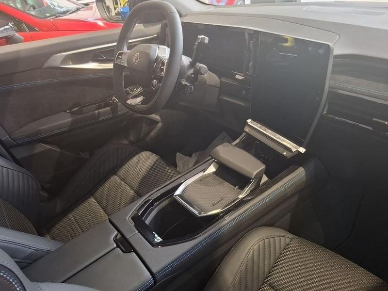 Renault Espace NUOVO esprit Alpine MY25 full hybrid E-Tech 2