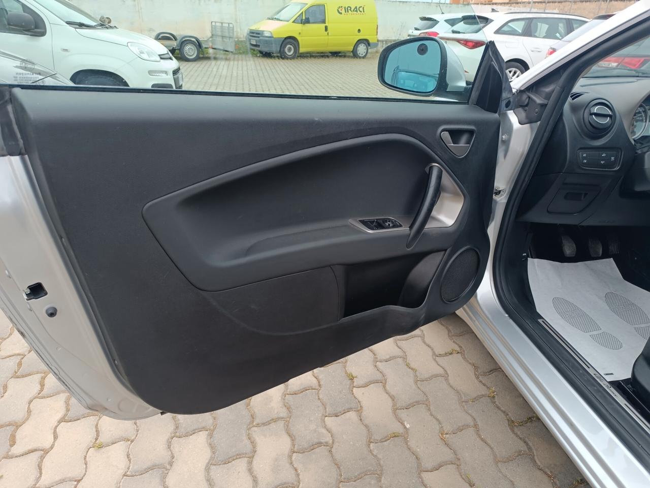 Alfa Romeo MiTo 1.4 T 120 CV GPL Distinctive
