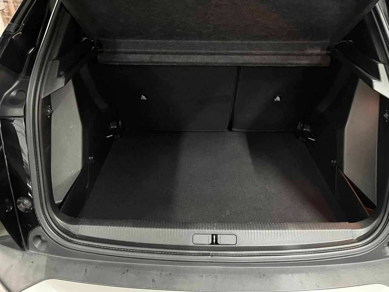 Peugeot 2008 1.2 benzina