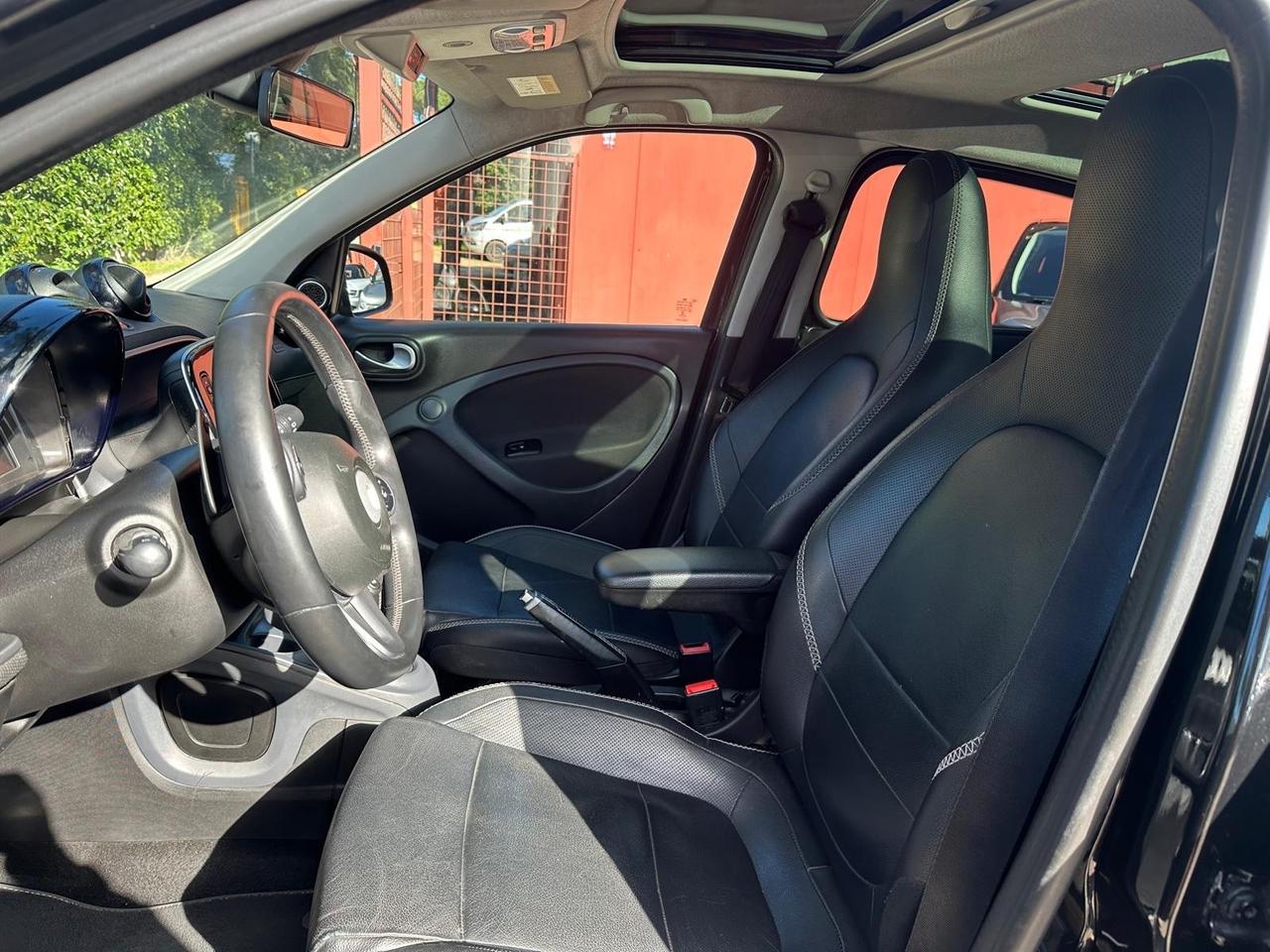 Smart ForFour BRABUS 0.9 Turbo twinamic Xclusive *PROMO*