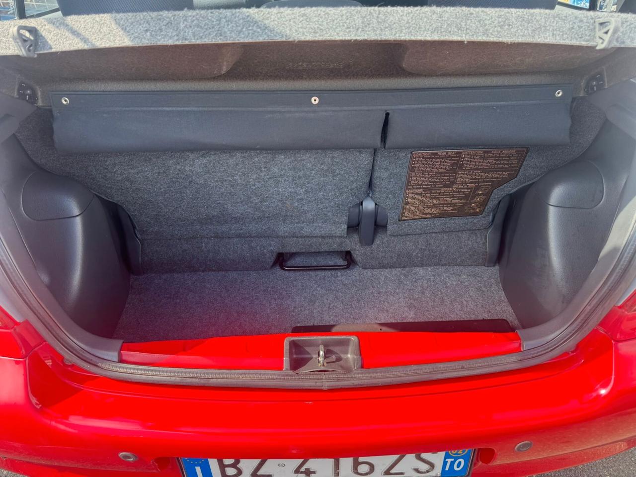 Toyota Yaris 1.3i 16V cat 5 porte Luna