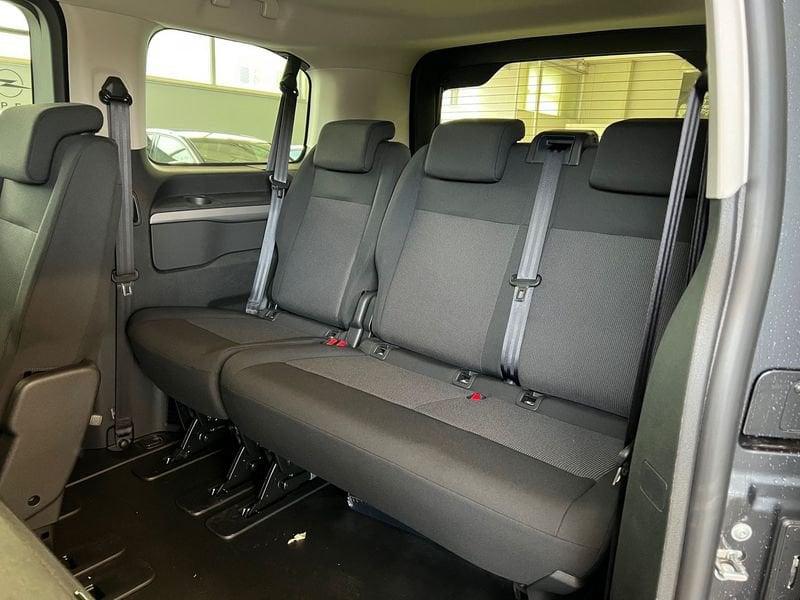 Peugeot Traveller BlueHDI 180 EAT8 STD Business