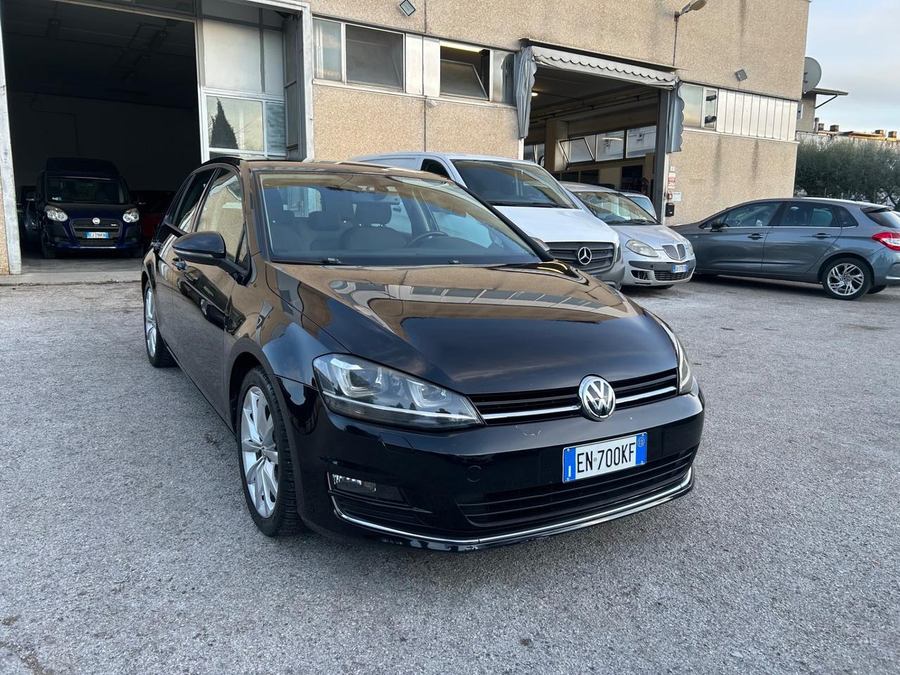 Volkswagen Golf 2.0 TDI 5p. Highline BlueMotion Technology