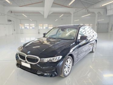 BMW 330 Business Advantage aut. 4 PORTE BERLINA