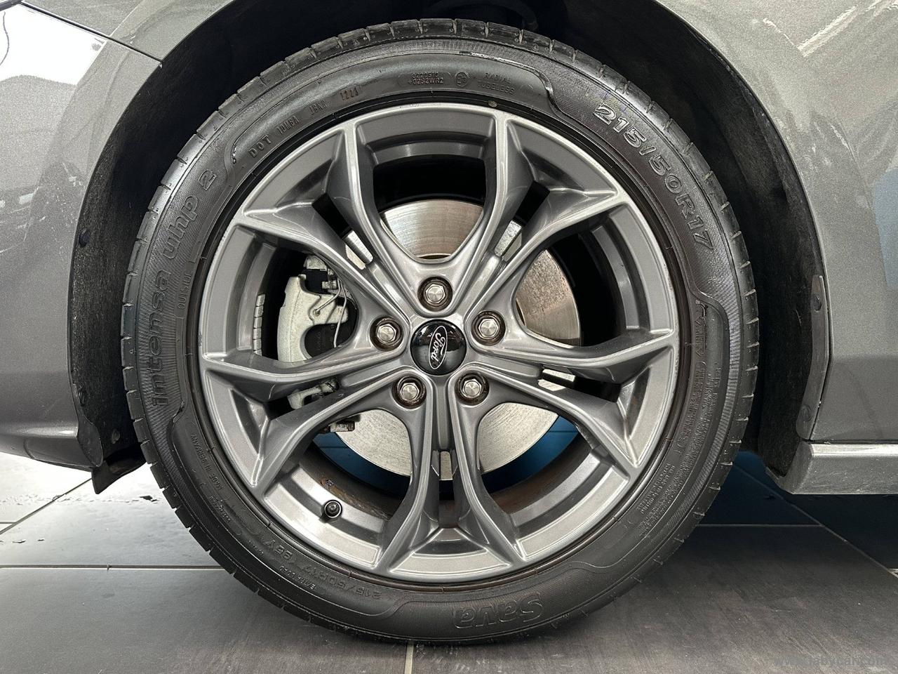 FORD Focus 1.0 EcoBoost Hybrid 125CV SW ST L.