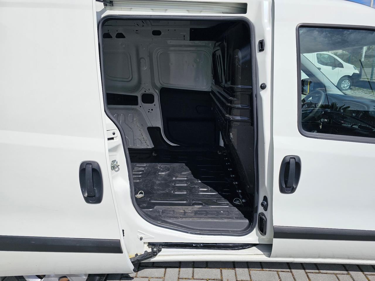 Fiat Doblo Doblò 1.6 MJT 105CV PC-TN Cargo Lamierato SX 3 Posti