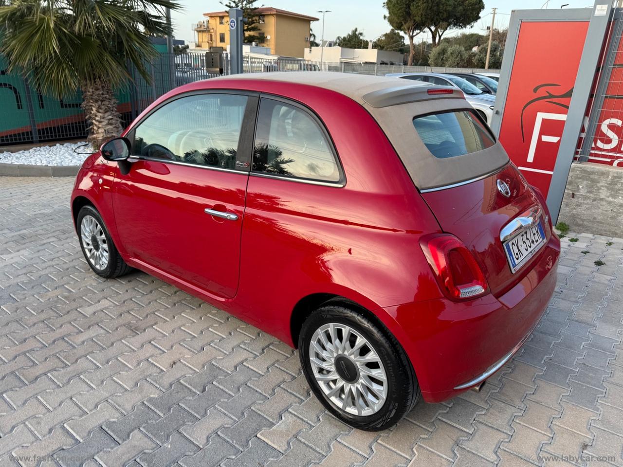 FIAT 500 C 1.0 Hybrid Dolcevita