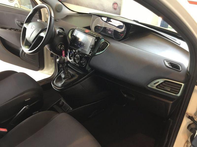 Lancia Ypsilon 1.0 FireFly 70cv Hybrid Gold Plus MY23