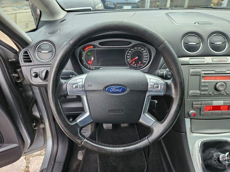 Ford S-Max 2.0 TDCi 140CV Titanium