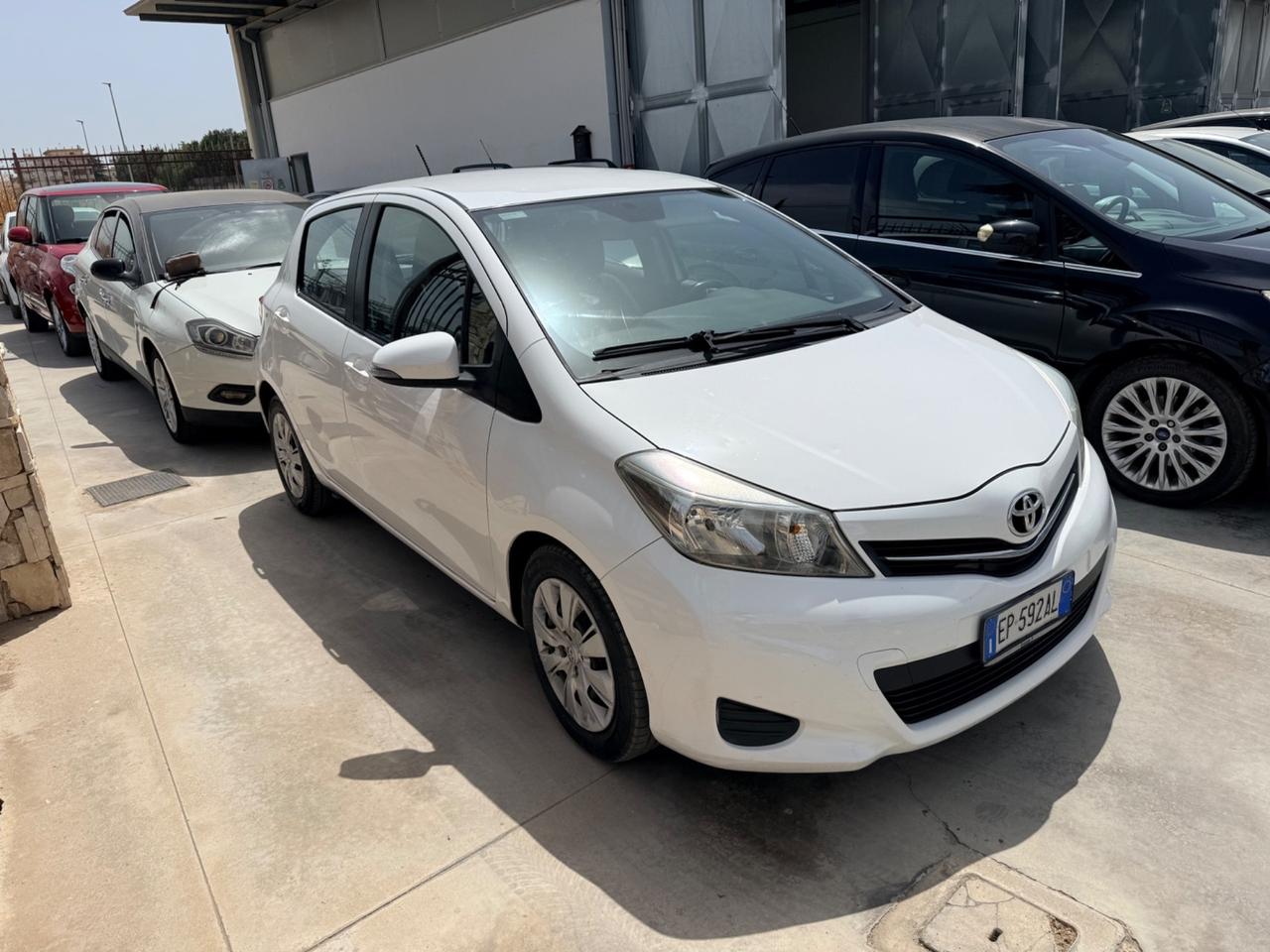 Toyota Yaris 1.4 D-4D 5 porte Lounge