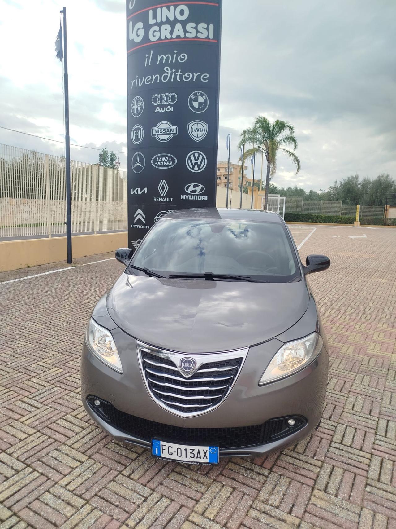 Lancia Ypsilon 1.2 69 CV 5 porte GPL Ecochic Gold