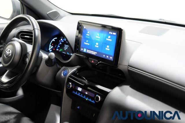 TOYOTA Yaris Cross 1.5 HYBRID 5PORTE E-CVT AWD-I 4x4 TREND FULL LED