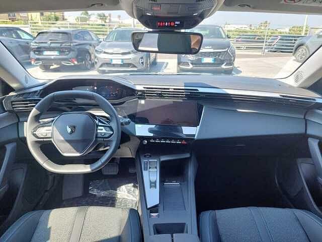 Peugeot 308 Hybrid 145 e-DCS6 Allure KM0