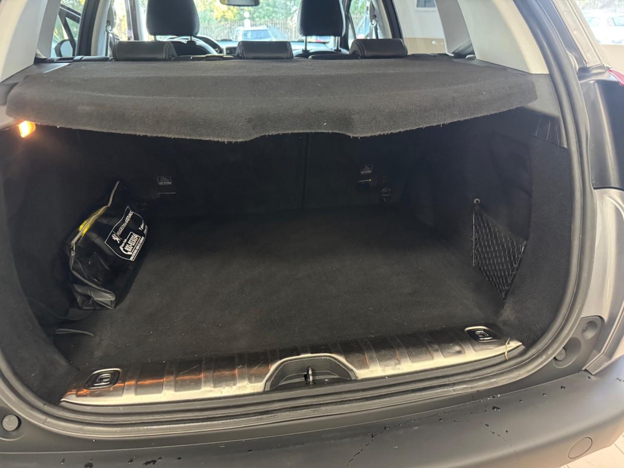 Peugeot 2008 BlueHDi 100 Allure