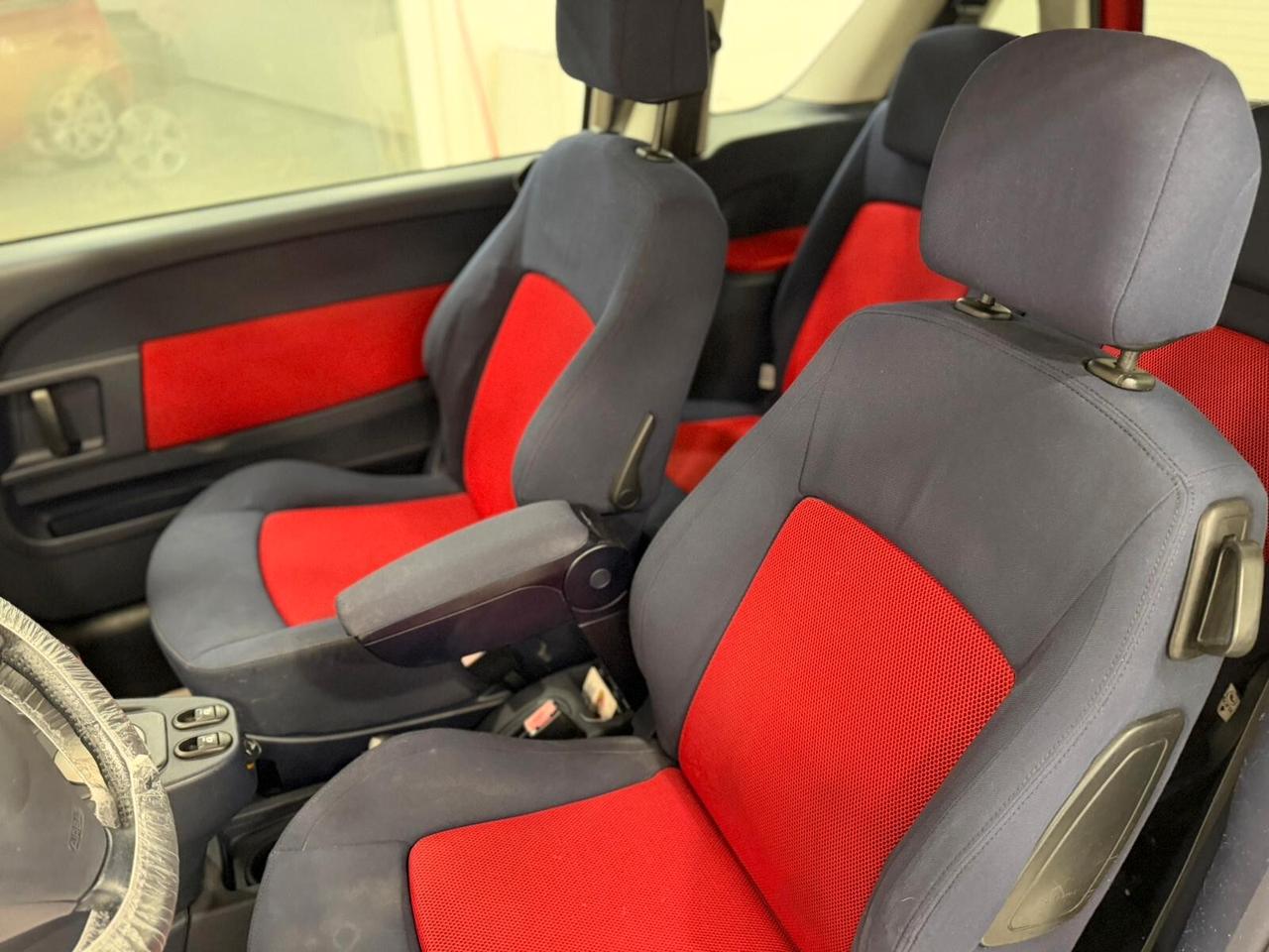 Peugeot 1007 Sport Automatica 110 cv