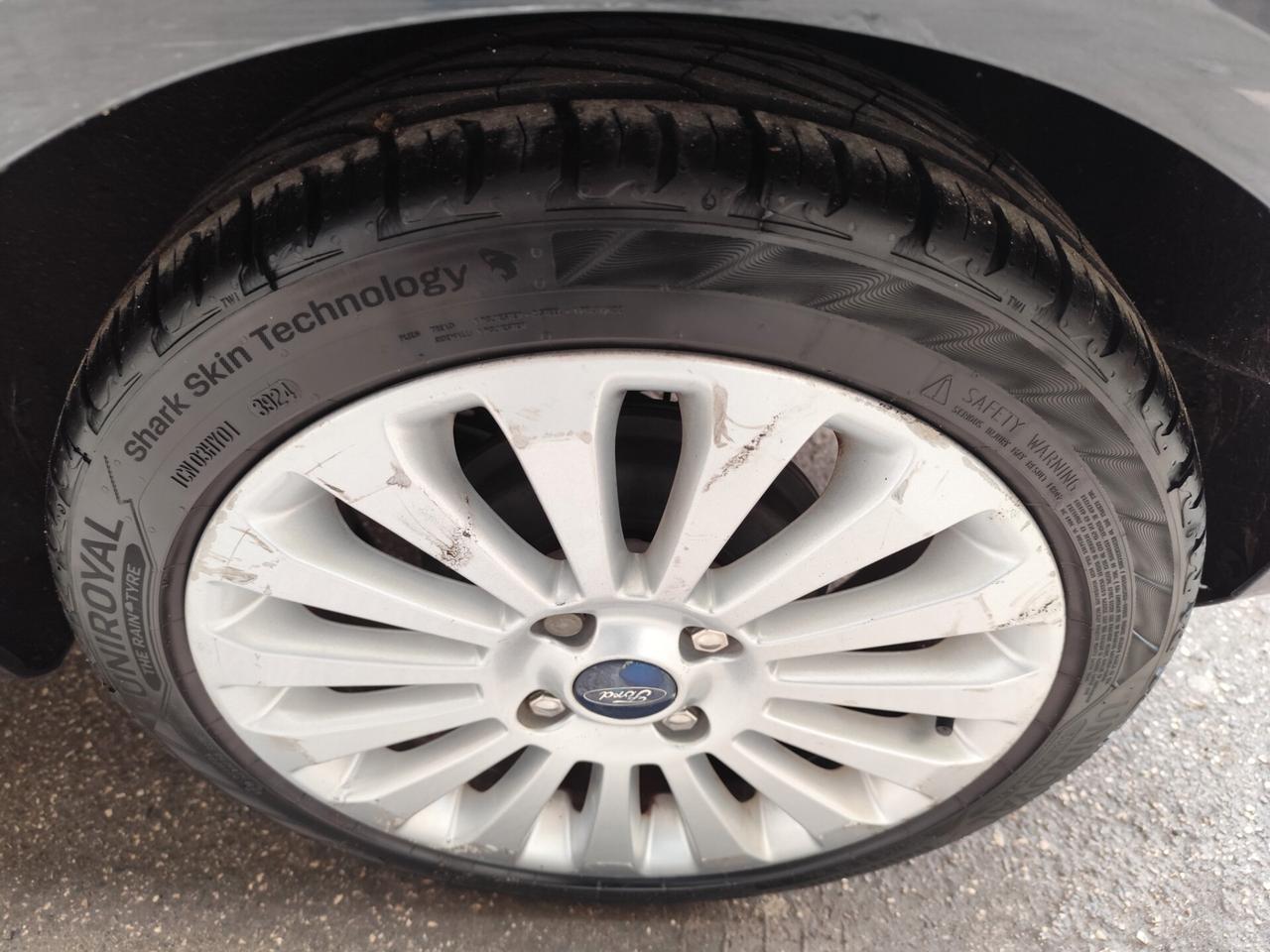 Ford Fiesta 1.4 5 porte Bz.- GPL Titanium